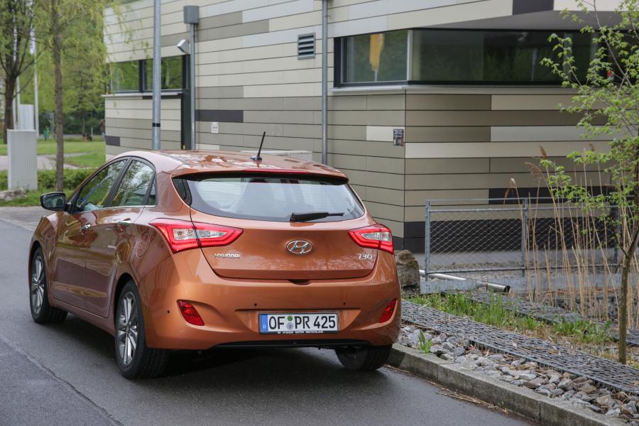  Hyundai i30 5-Door 2015 года  (фото 8 из 29)